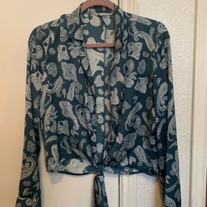 Silky white and teal crop top